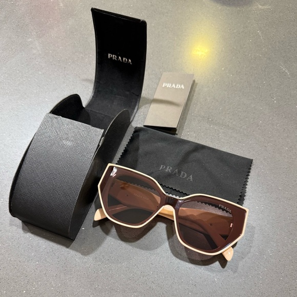 Prada Accessories - Prada Women's Pink Frame Sunglasses EUC